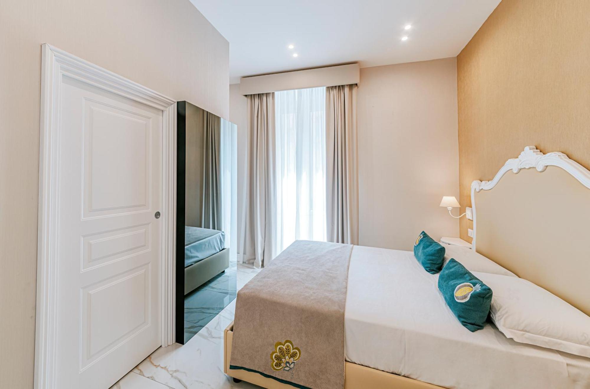 Gentile Suite & Spa Vomero Napoli Exterior foto
